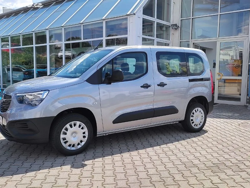 Opel Combo Edition 1,2 Turbo 81 kW MT6 Image 2