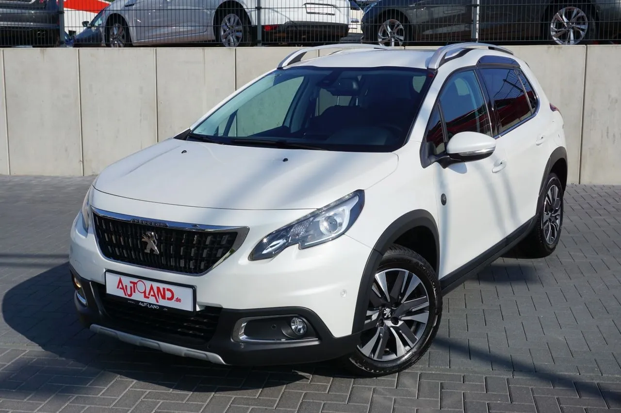 Peugeot 2008 1.2 PureTech 110...  Image 1