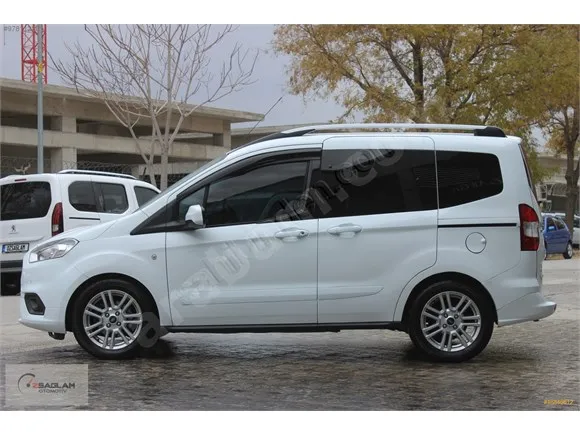 Ford Tourneo Courier 1.5 TDCi Titanium Plus Image 2